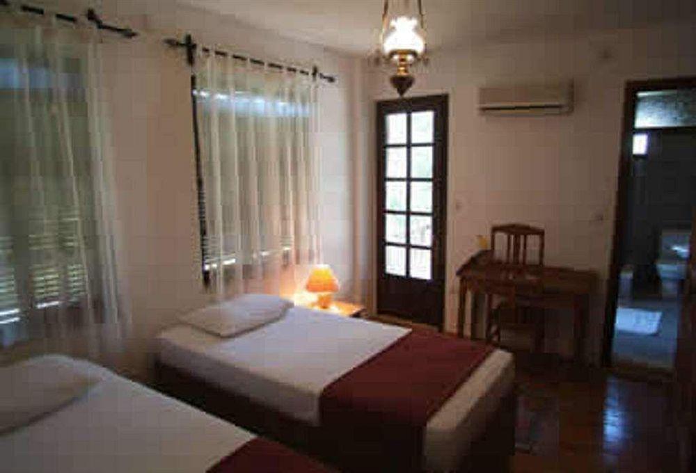 Misafir Evi Hotell Kayakoy Rum bild